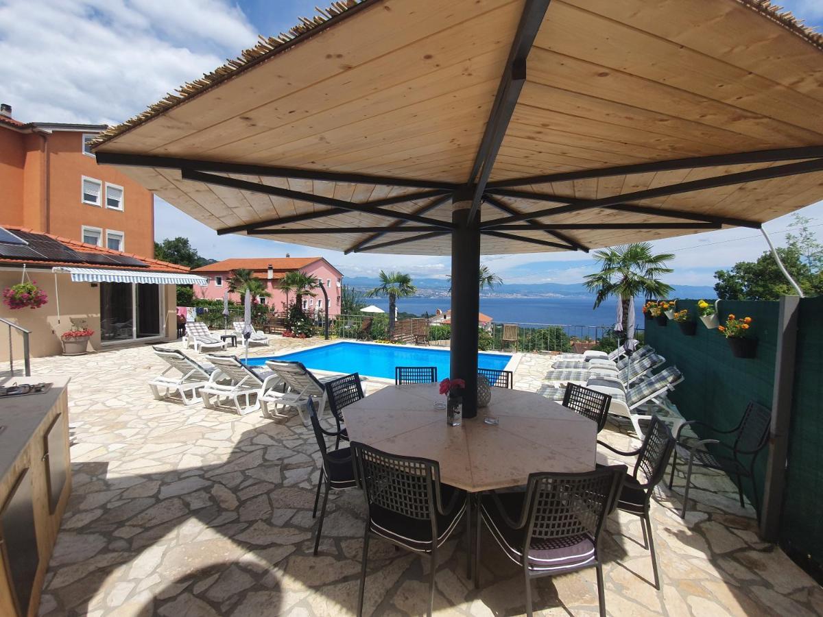 Apartments Kroatien Lovran Exteriér fotografie