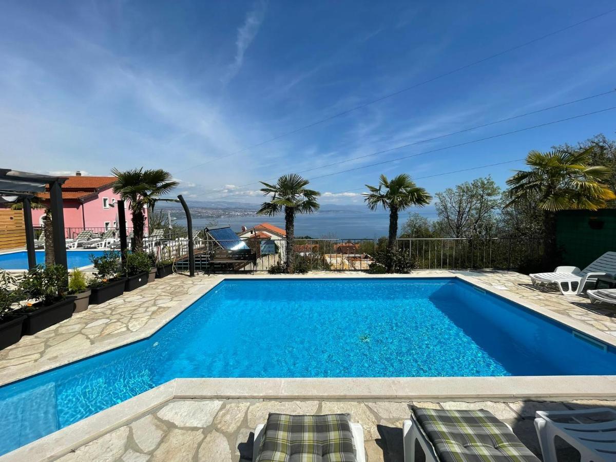 Apartments Kroatien Lovran Exteriér fotografie